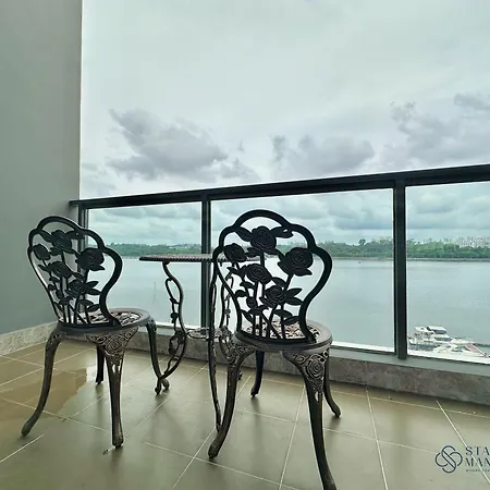 R&F Princess Cove Phase 2 Seine Region Near Ciq By Stayrene Johor Bahru Room photo